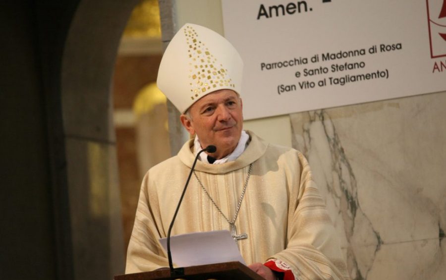 Mons. Pellegrini: “la Messa non è una concessione, ma un diritto dei cristiani. Prego per i governanti”