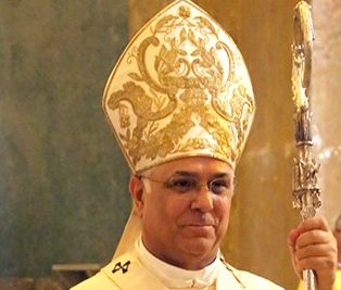 Mons. Bertolone risponde ad una fedele sui rapporti “Stato-Chiesa” e sul diritto di professare liberamente la fede