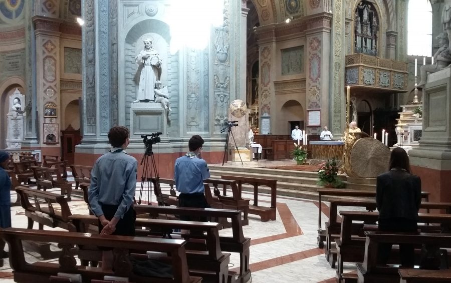 Mons. Manicardi: preghiamo per il dono di sacerdoti nella diocesi