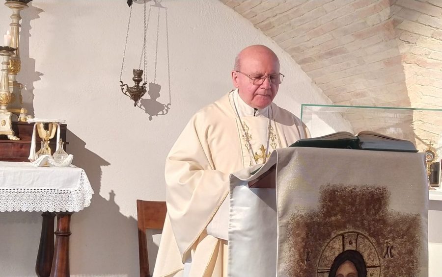 Mons. Sorrentino: “ritroviamo le radici della nostra fede, dell’amore e della solidarietà”