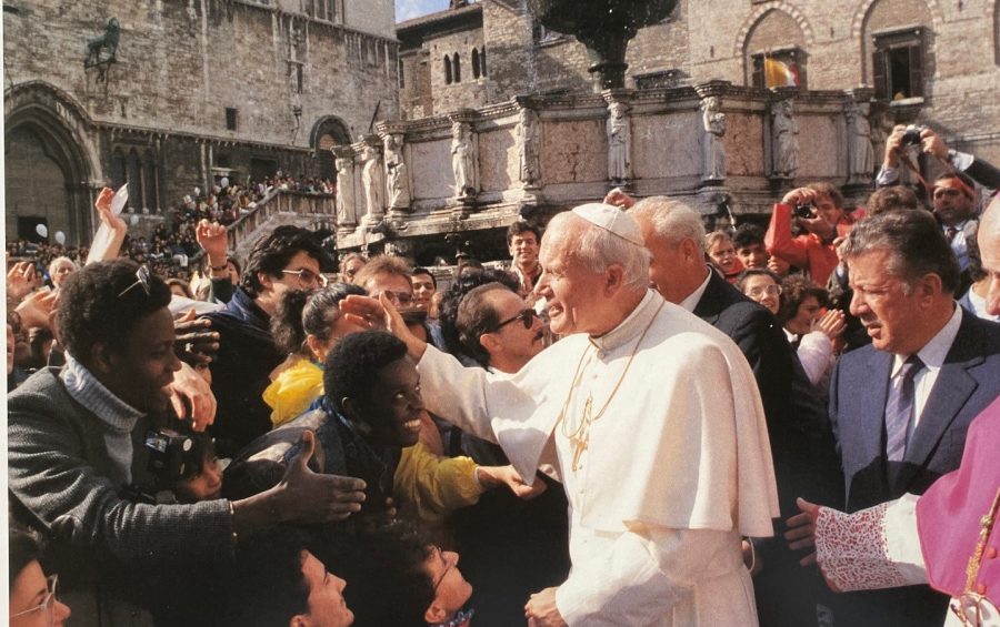 18 maggio, messa con il popolo nel 100° anniversario della nascita di san Giovanni Paolo II
