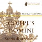 CORPUS-DOMINI-STORIA-DI-ARTE-E-FEDE_Locandina-002-e1592209399354-1024x821.jpg